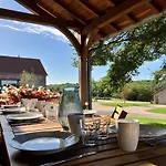 Сasa de vacaciones Paisible Montbeugny, Pour 14, Animaux Acceptés - Fr-1-489-593 *
