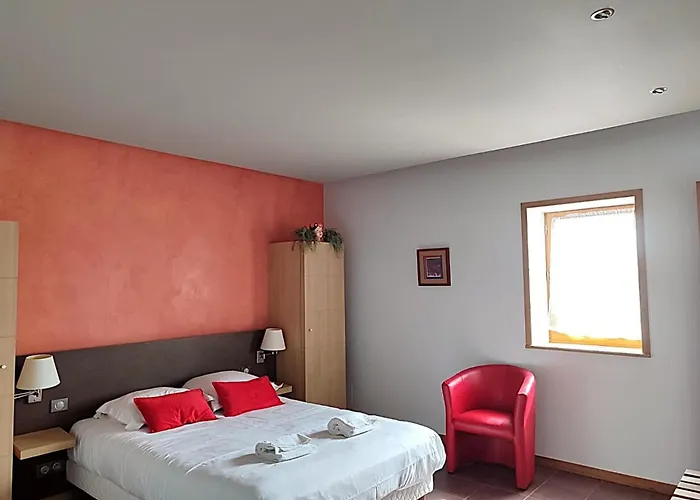 Spacieux à Montbeugny, 14 Pers., Animaux Acceptés - Fr-1-489-593 * Montbeugny